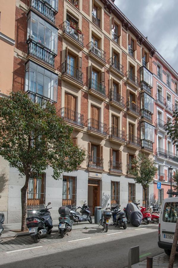 Palace Apartment - Palacio Real Balcony Madrid Exterior photo